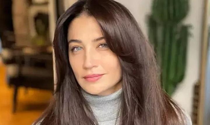 CEREN BENDERLİOĞLU KİMDİR, KAÇ YAŞINDA, NERELİ CEREN BENDERLİOĞLU KİMDİR, KAÇ YAŞINDA, NERELİ