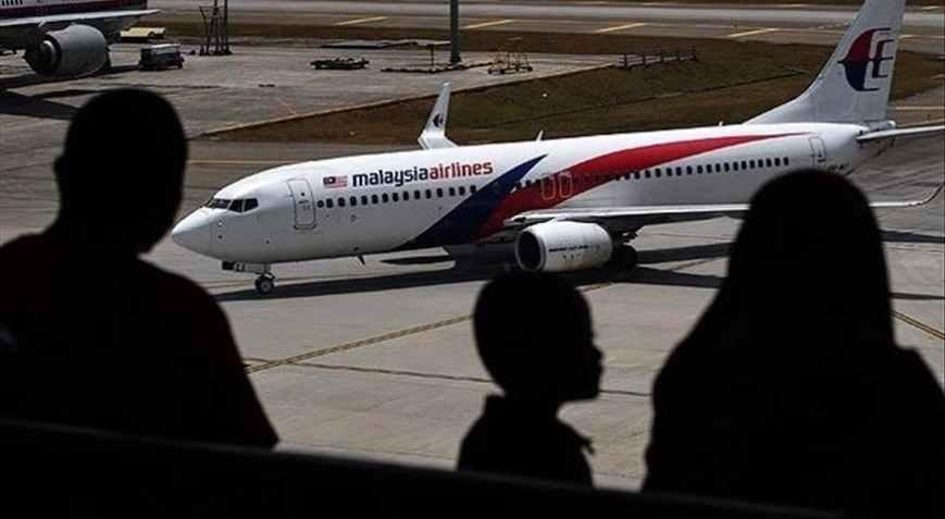 11 yıllık tarihin en büyük kayboluşu! 239 yolcu ile sırra kadem basan uçağı arama çalışmaları başladı