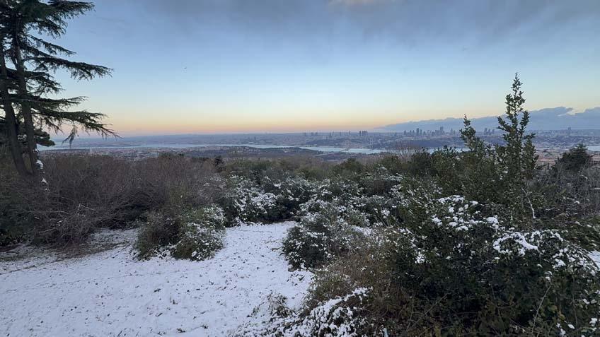 İstanbulda yeni yıla beyaz başlangıç İlk kar manzaraları geldi