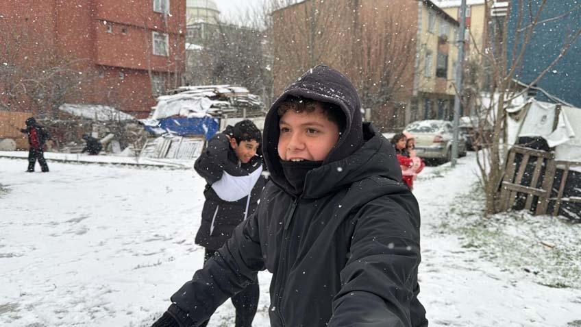 İstanbulda yeni yıla beyaz başlangıç İlk kar manzaraları geldi