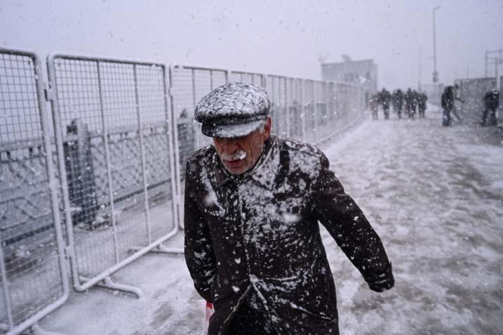 İstanbulda yeni yıla beyaz başlangıç İlk kar manzaraları geldi