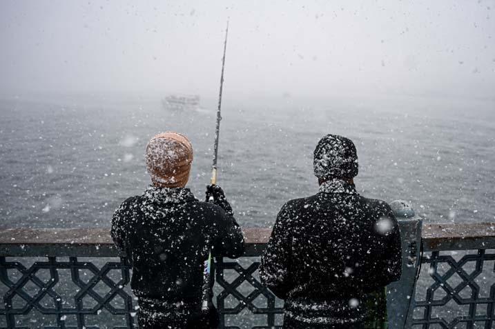 İstanbulda yeni yıla beyaz başlangıç İlk kar manzaraları geldi