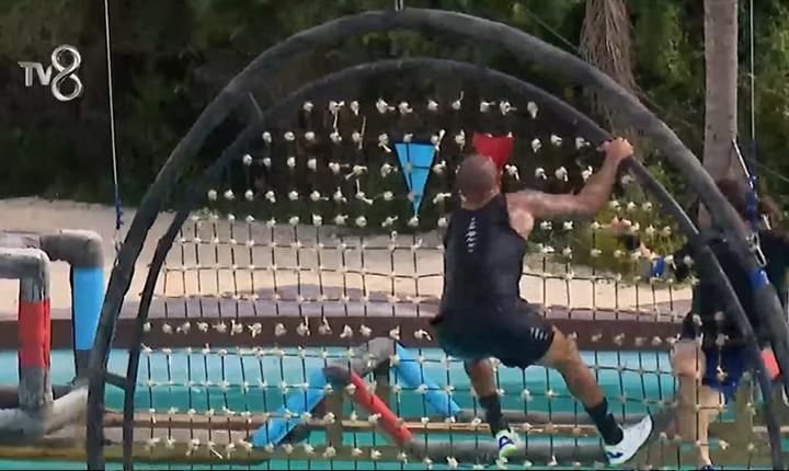 SURVİVORDA ELEME ADAYLARI KİMLER OLDU