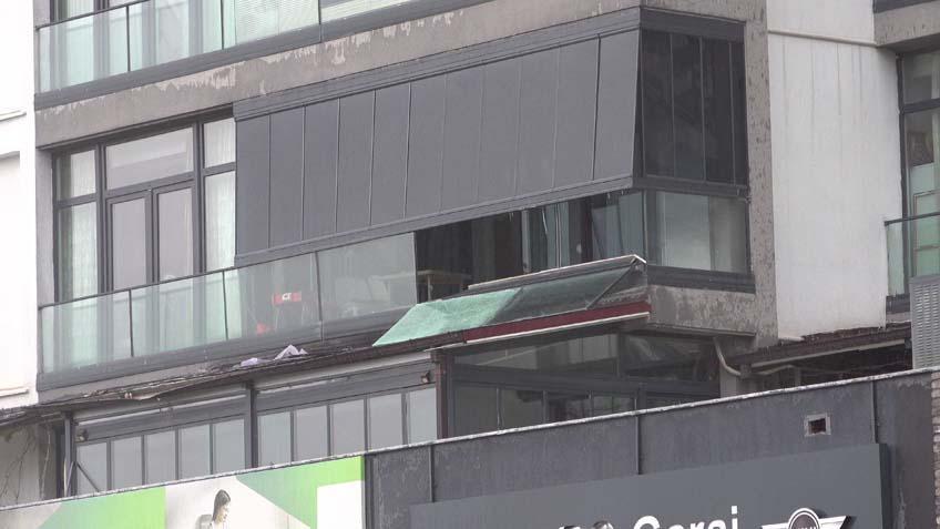 Kentlerden korkutan manzaralar geliyor Okulda cam kırıldı, çok sayıda öğrenci yaralandı