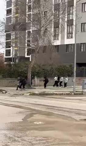 KIZ ÖĞRENCİ YURDUNUN ÇATISI UÇTU