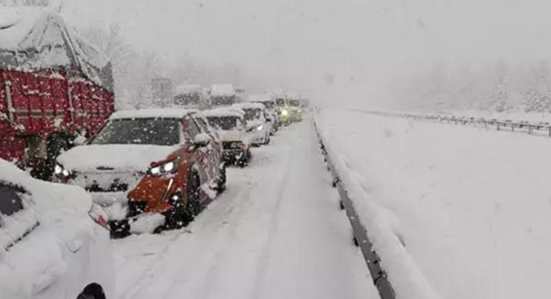 AKOMDAN AÇIKLAMA AKOMDAN AÇIKLAMA