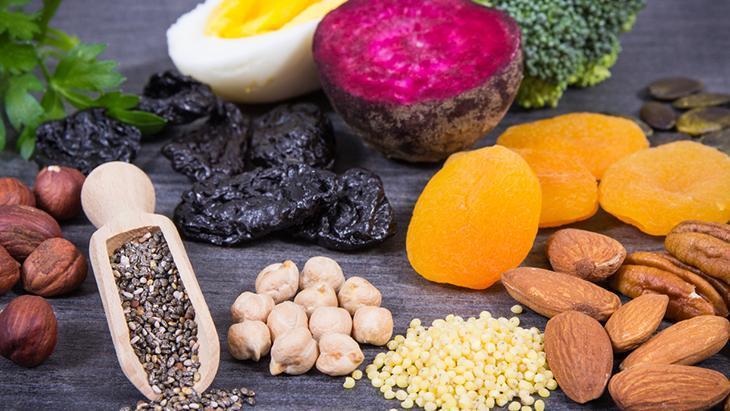 B12 VİTAMİNİ EKSİKLİĞİ SESSİZ İLERLİYOR