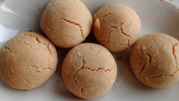 Bu kurabiye ağızda dağılıyor Sırrı unundaymış: 17 dakikada pişiyor, fırından çıkana dokunmayın