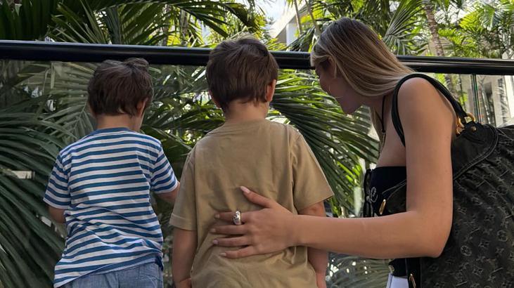 Emir ve Ayelin keyfi yerinde Amerika tatilinden peş peşe paylaştı Emir ve Ayelin keyfi yerinde Amerika tatilinden peş peşe paylaştı