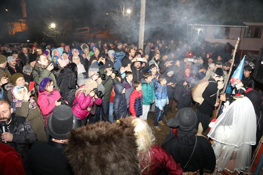 KALANDAR GELENEĞİNDE NELER YAPILIR