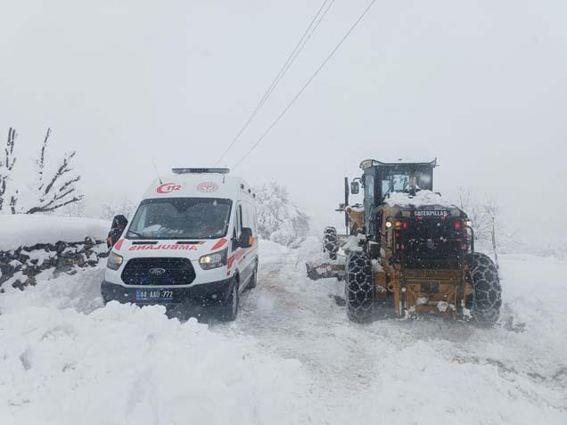 Kar kalınlığı 2 metreyi aştı 15 yıldır böyle bir kar yağışı da görmemiştik
