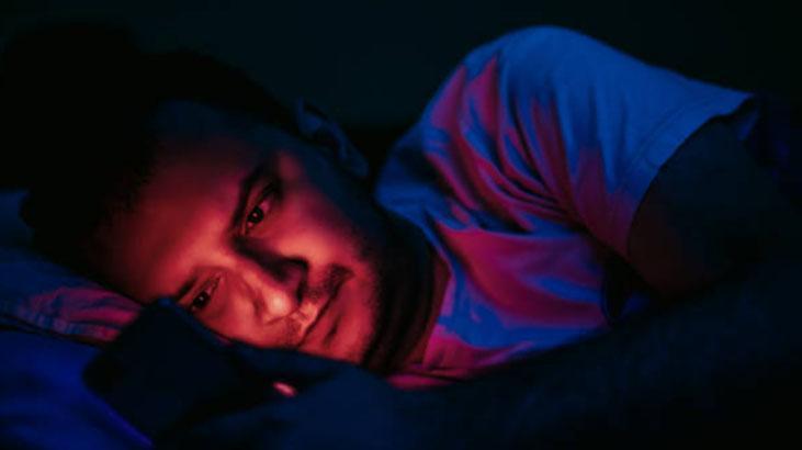 Telefonu kapatan mışıl mışıl uyuyor Tek tıklamayla bataryaya avantaj sağlayacak