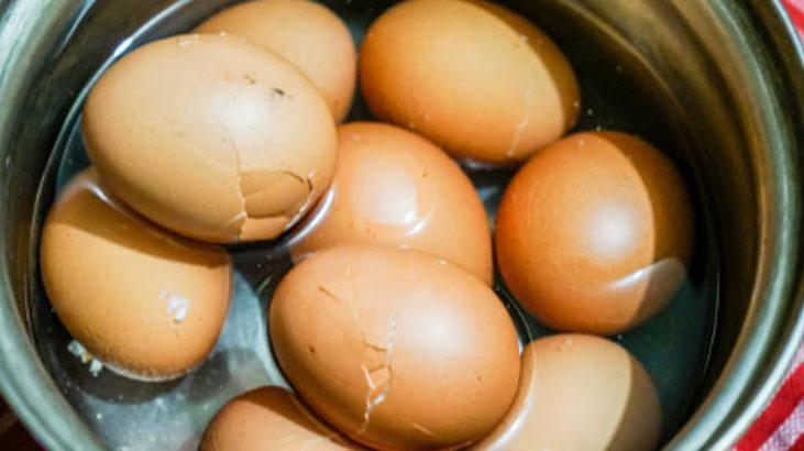Yumurta haşlanırken suyuna neden kürdan atılır Tekniği çok kolaymış