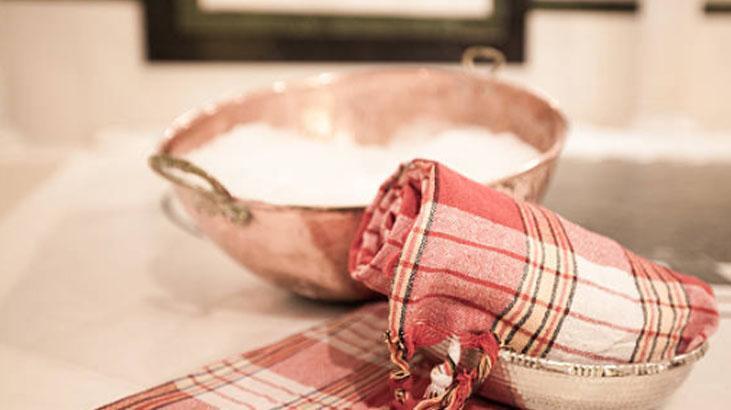 Ebru Şallı sağlıklı cildin altın kuralını açıkladı Her ay gidin