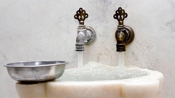 Ebru Şallı sağlıklı cildin altın kuralını açıkladı Her ay gidin