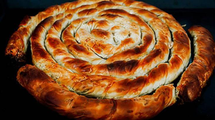 Şef Tahsin Küçükten sır gibi saklanan çıtır börek tarifi Tadı nefis