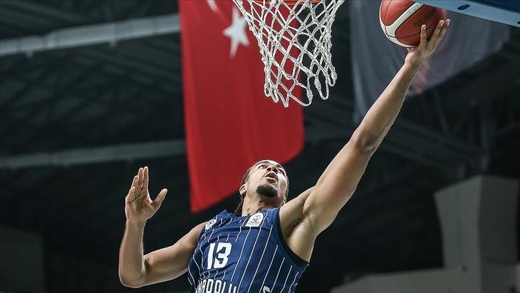 ANADOLU EFES - BASKONIA MAÇI KAÇ KAÇ BİTTİ