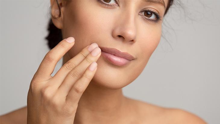 2 tane karanfilden gelen mucize Ton farkı kalmayacak, doğal aydınlatıcı