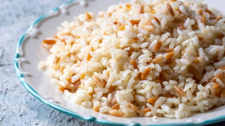 Artan pilavdan yapılan çıtır çıtır pirinç cipsi tarifi Paketli ürünler tarih oluyor