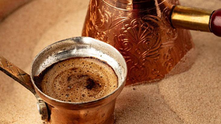 Türk kahvesi neden köpürmez Her şeyi ekledim diyenler su detayına dikkat