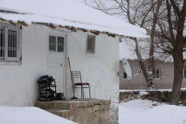 Yazın 50, kışın eksi 30: Burası doğu değil, Mansurlu mahallesi