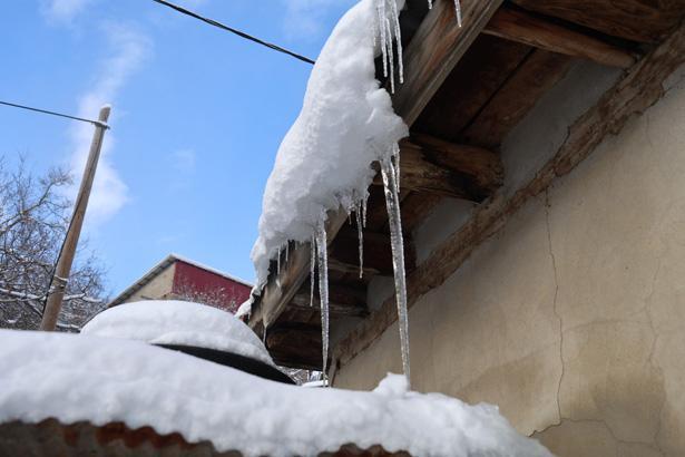 Yazın 50, kışın eksi 30: Burası doğu değil, Mansurlu mahallesi