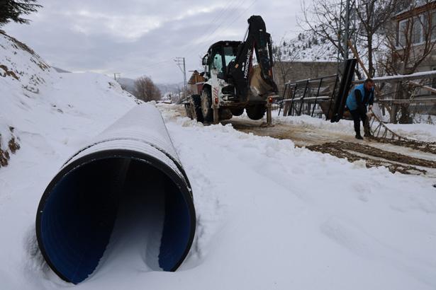 Yazın 50, kışın eksi 30: Burası doğu değil, Mansurlu mahallesi