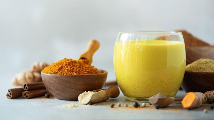 Altın sütle Şeker ihtiyacını azaltırken bağışıklığınızı destekleyebilirsiniz