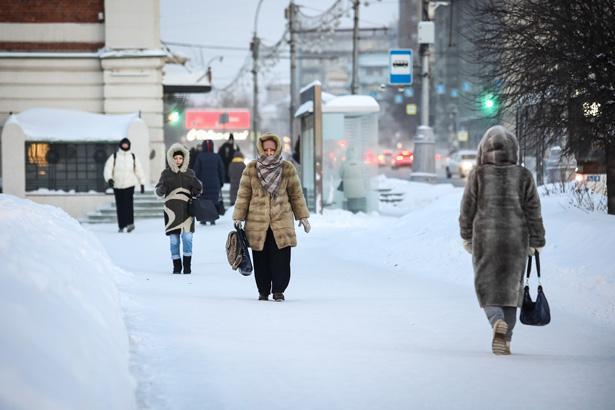 Sanki buzul çağı Soğuk rekoru kırıldı, kat kat giyinerek sokağa çıkıyorlar