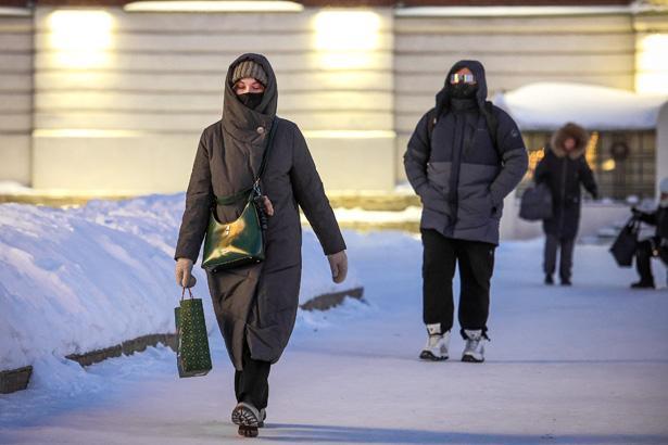 Sanki buzul çağı Soğuk rekoru kırıldı, kat kat giyinerek sokağa çıkıyorlar