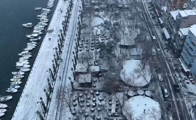 SİLİVRİ BEYAZ ÖRTÜYLE KAPLANDI