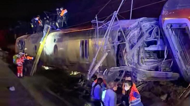 İspanyada hızlı trenler raydan çıktı Bölgeden korkunç görüntüler