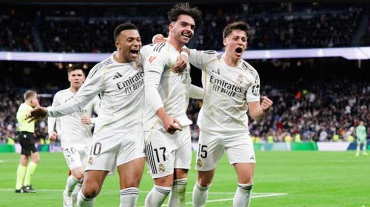 REAL MADRİD-MONACO ŞAMPİYONLAR LİGİ MAÇI BAŞLADI