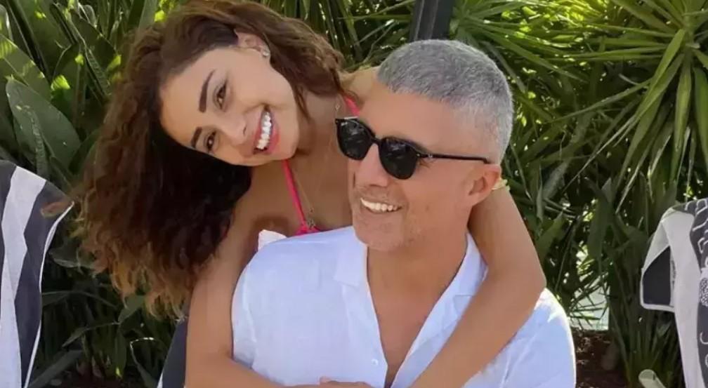 3. yıla romantik kutlama Özcan Deniz ve eşi Samar Dadgardan aşk dolu kare