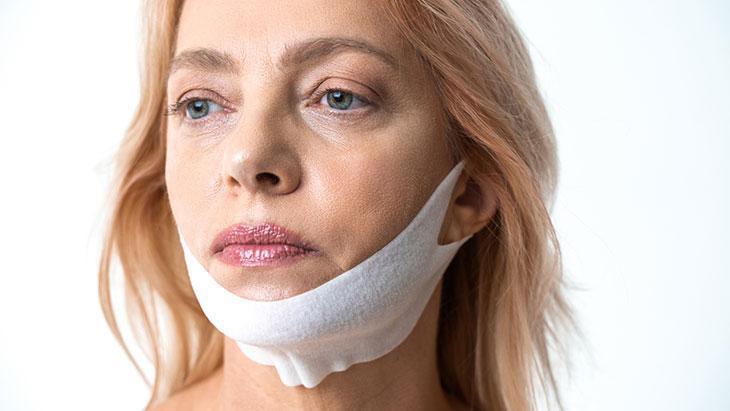 CİLDE ZARAR VEREBİLİR