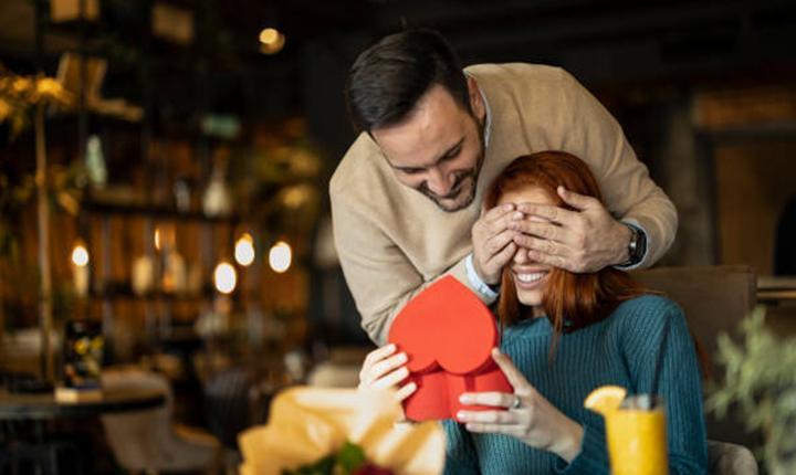 14 ŞUBAT SEVGİLİLER GÜNÜ HEDİYE ÖNERİLERİ