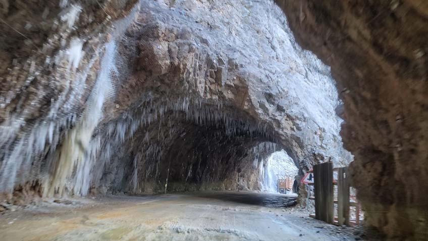 Türkiyenin ‘buzul çağı’ başladı Sarkıtlar insan boyuna ulaştı: 1957 yılını hatırlattı