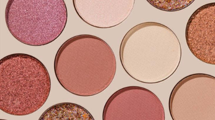 Koyu farları rafa kaldıran göz makyajı 2026nın en popüleri, 5 dakikada sürülüyor Koyu farları rafa kaldıran göz makyajı 2026nın en popüleri, 5 dakikada sürülüyor