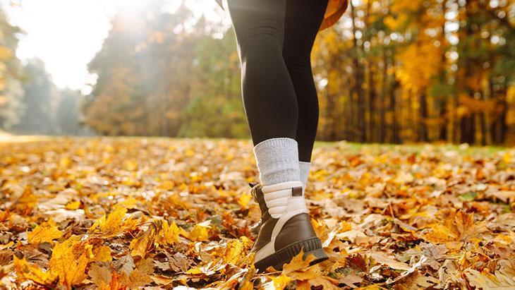Sağlıklı bir kalp için yürüyüşü alışkanlık haline getirin Sağlıklı bir kalp için yürüyüşü alışkanlık haline getirin