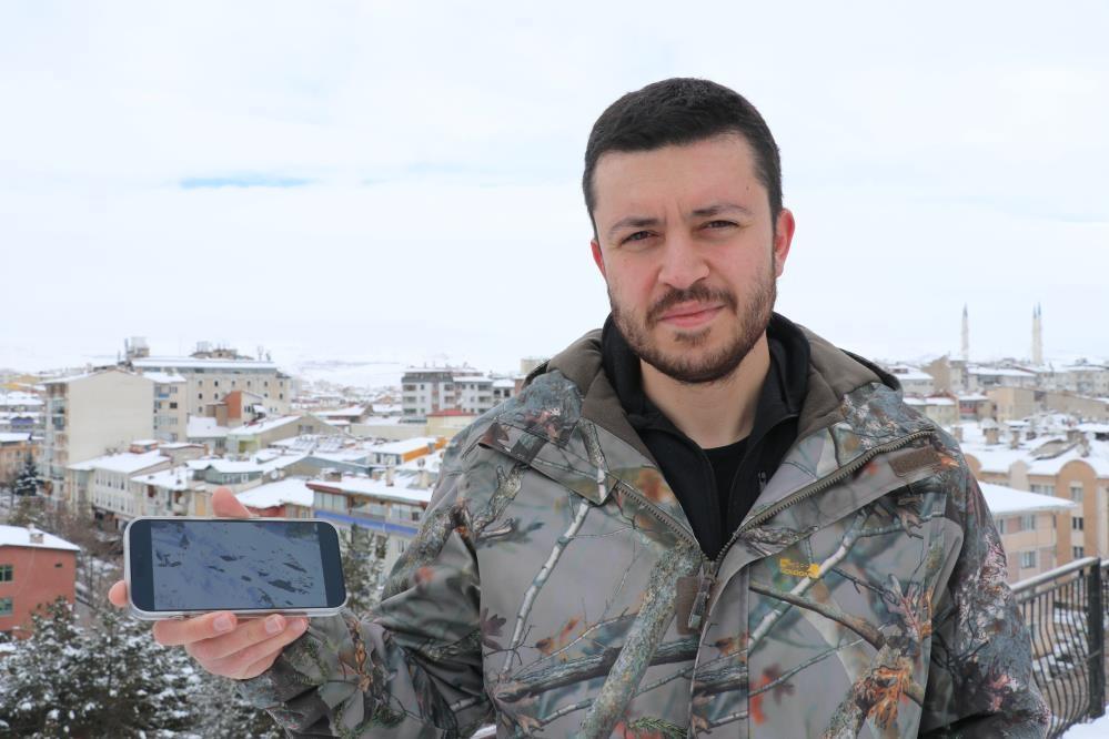 -20de ayak izlerini takip etti, gördükleri şaşkına çevirdi Hem karada hem suda