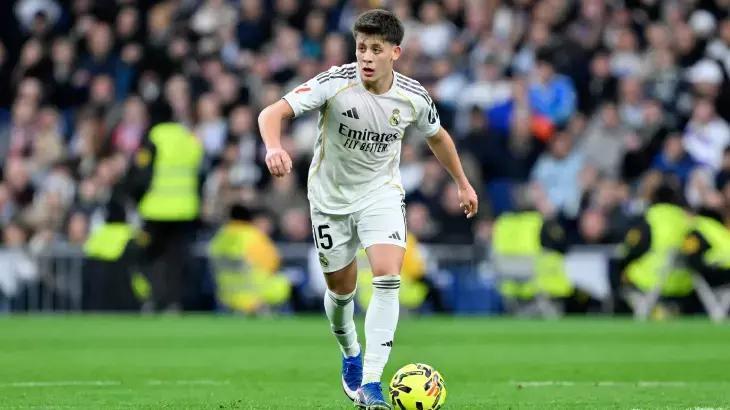 ARDA GÜLER OYNADI MI ARDA GÜLER OYNADI MI