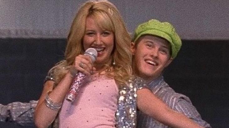 High School Musicalin efsanesiydi Ashley Tisdale yıllara meydan okuyor
