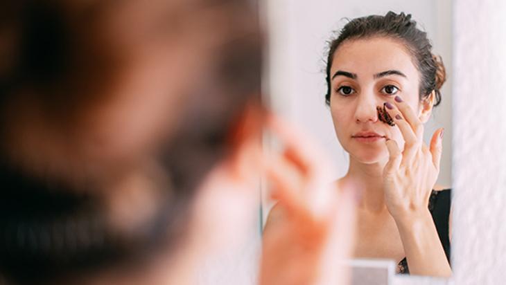 Evde botoks etkili maske yapmak bu kadar kolaymış Nişastayla karıştırın