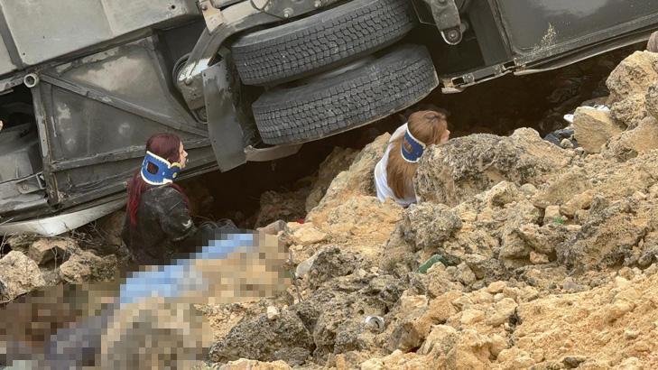 İki ilde katliam gibi kaza: 17 can kaybı Olay yerinden ilk görüntüler