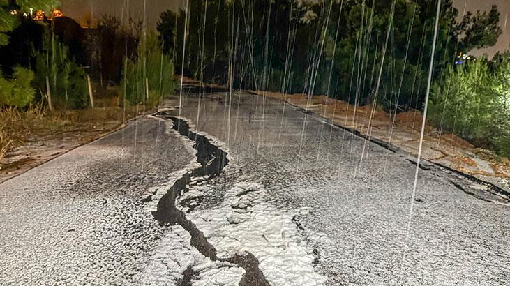 Uşakta dolu etkili oldu Uşakta dolu etkili oldu