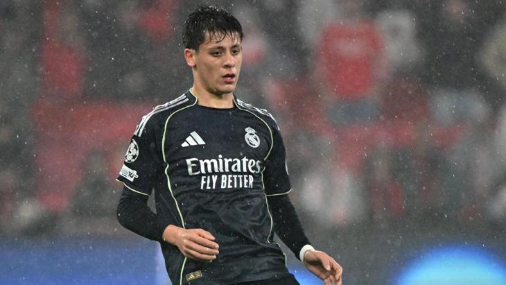 TOPA ÇOK AZ DOKUNDU