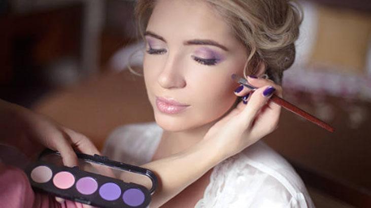 Nişan makyajı nasıl olmalı Düğün hazırlığından ayıran detay bakın neymiş