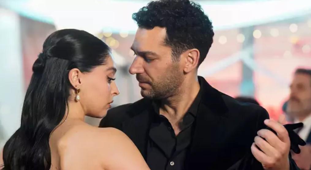 Güller ve Günahlar setinde büyük sürpriz Cemre Baysel yeni yaşını kutladı