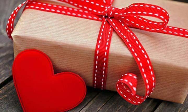 Romantik Çiftlere hediye taktiği 🎁 14 Şubat Sevgililer Gününde bu hediyelerle fark yaratın