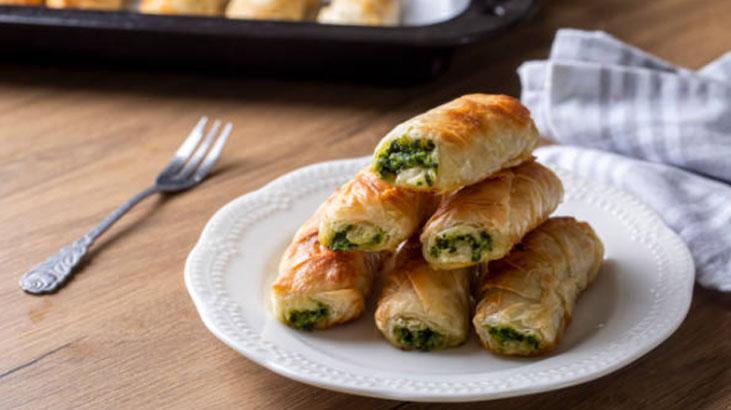 Çıtır çıtır börekler hazırlamak için maden suyu kullanılır mı Yufka altın gibi kızarıyor